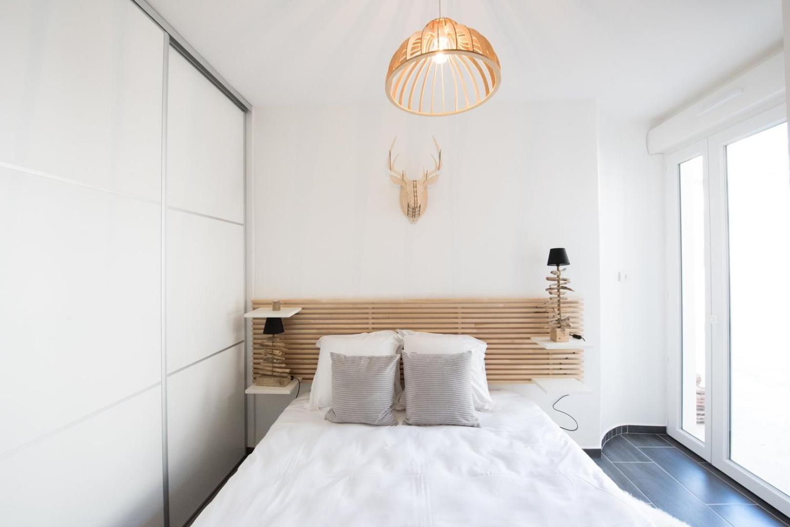 Le Hirvi - Cocon Zen Et Epure A 10Min Vieux Lyon Apartment Bagian luar foto